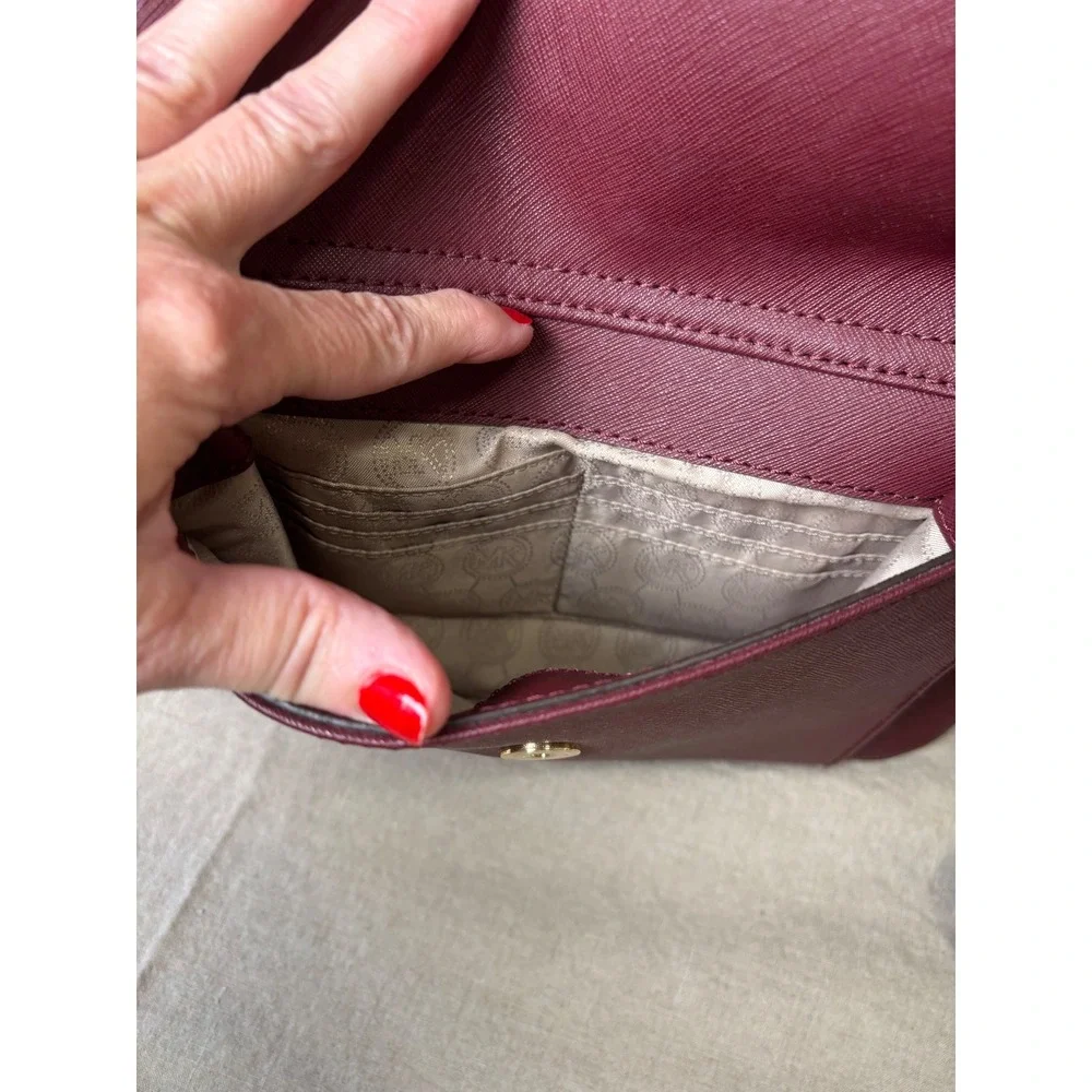 Michael Kors Tote Bag Medium Burgundy Saffiano Leather Front Pocket Shoulder Bag
